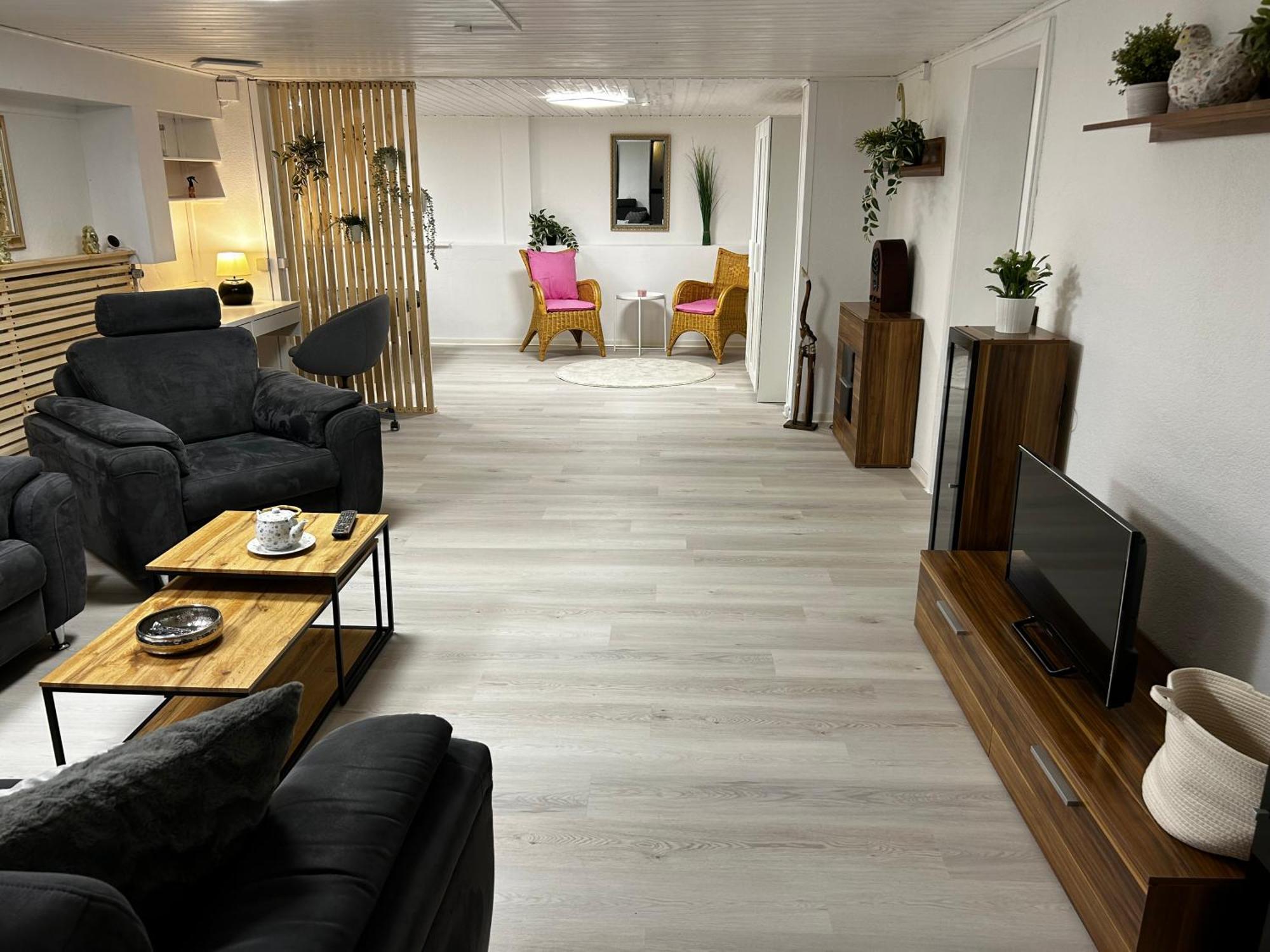 Guidos Place Souterrain Apartment Weissenthurm Luaran gambar