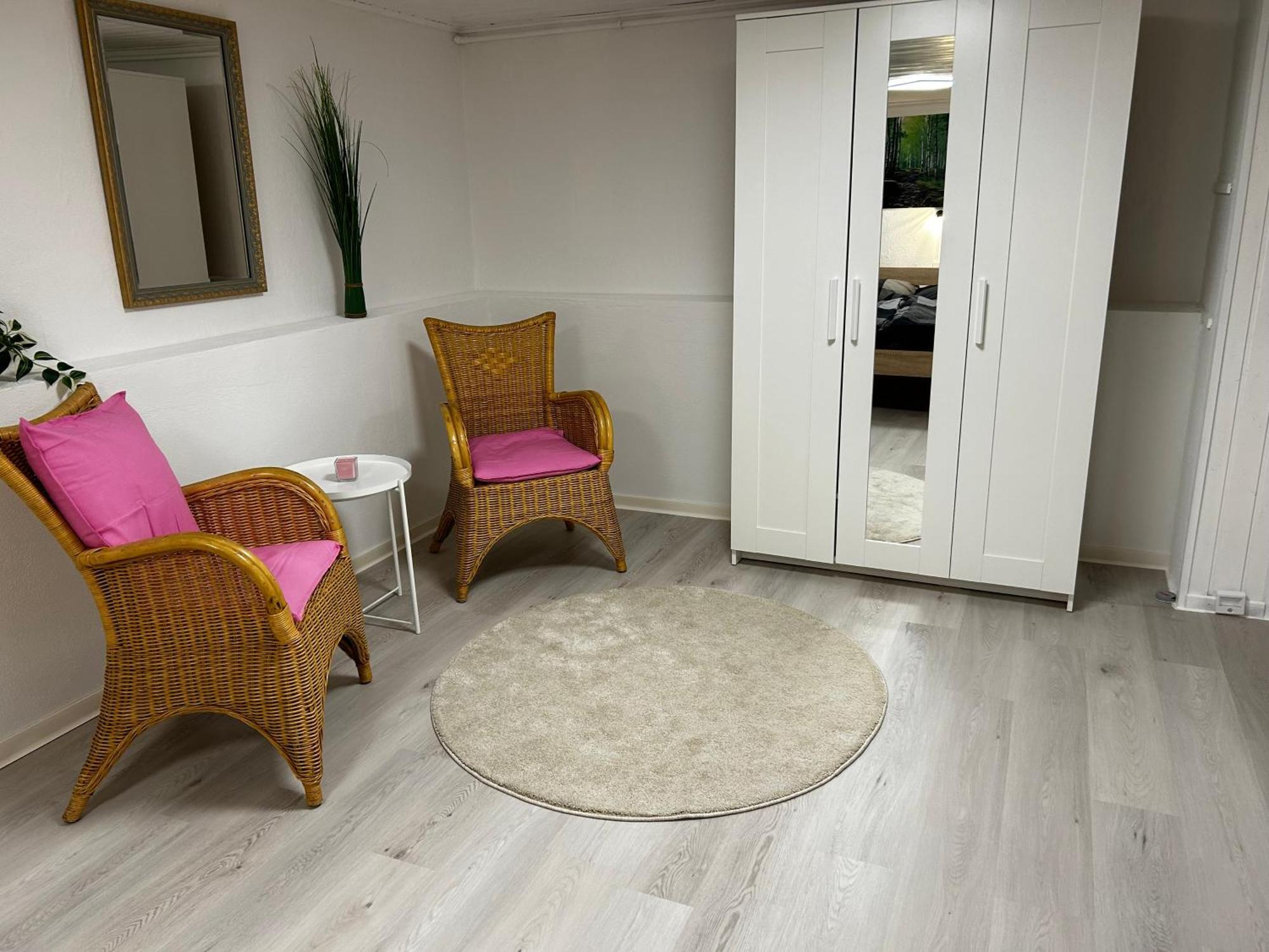 Guidos Place Souterrain Apartment Weissenthurm Luaran gambar